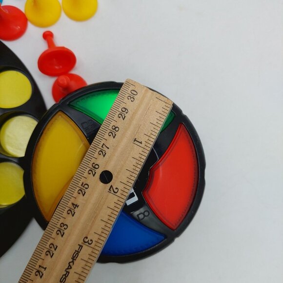 Simon Sorry! Game Replacement Simon Tokens Only Tested Works - Picture 5 of 5